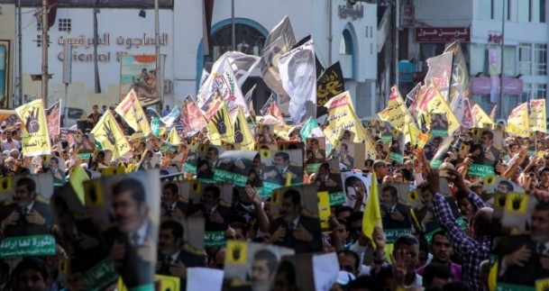 Mısır'da "Halkın iradesi yargılanıyor" gösterileri 12