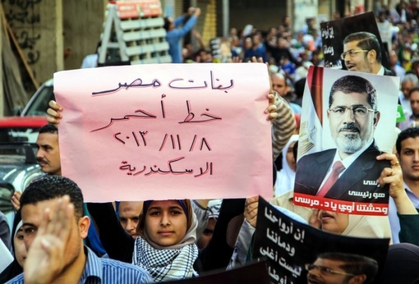 Mısır Halkı Kadınlar İçin Sokaklarda 7