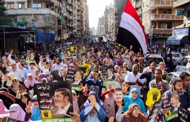 Mısır'da Darbe Karşıtı Cuma Gösterileri: 4 Şehit 5