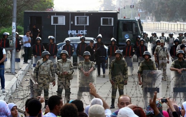 Mısır'da Darbe Karşıtı Cuma Gösterileri: 4 Şehit 9