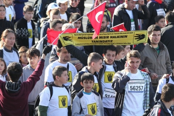 "Rabia Kuşağı Gençleri" Mısır ve Suriye İçin Koştu 8