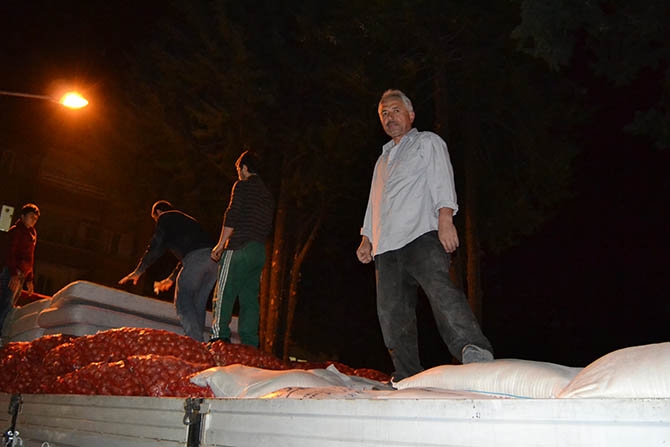 Amasya'dan Suriye'ye Tonlarca Yardım 8