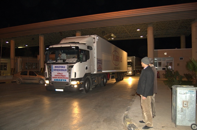 Amasya’dan Yola Çıkan Yardımlar Suriye’ye Ulaştı 9
