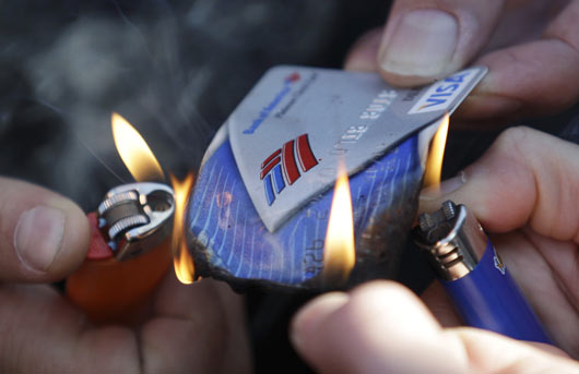 Wall Streeti İşgal Et Ateşi Batıyı Sarıyor