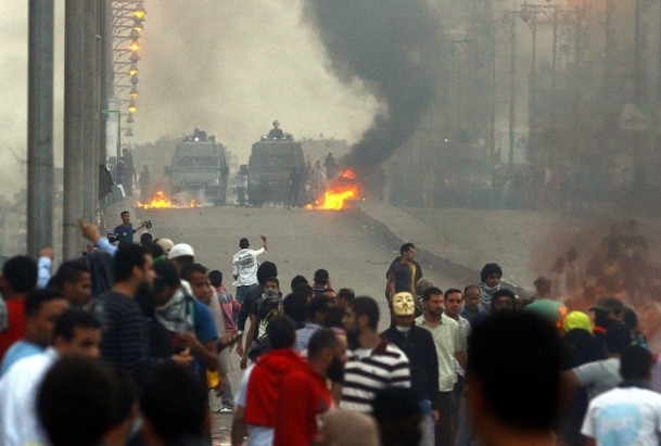 Rabia Katliamının 100. Günü Gösterilerinde Çatışma 12