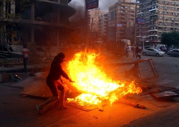 Rabia Katliamının 100. Günü Gösterilerinde Çatışma 4