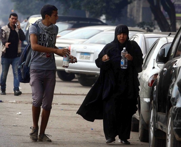 Rabia Katliamının 100. Günü Gösterilerinde Çatışma 5