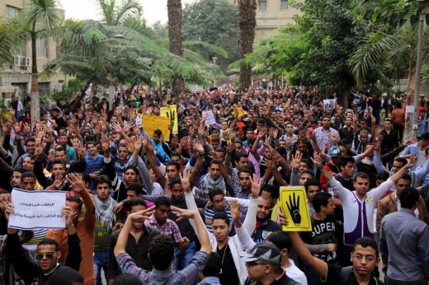 Mısır'da Darbe Karşıtı Gösteriler Sürüyor 3