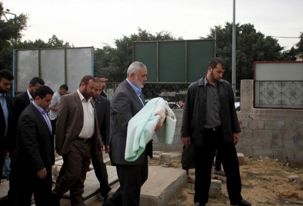 Heniye'nin Torunu Son Yolculuğuna Uğurlandı 4