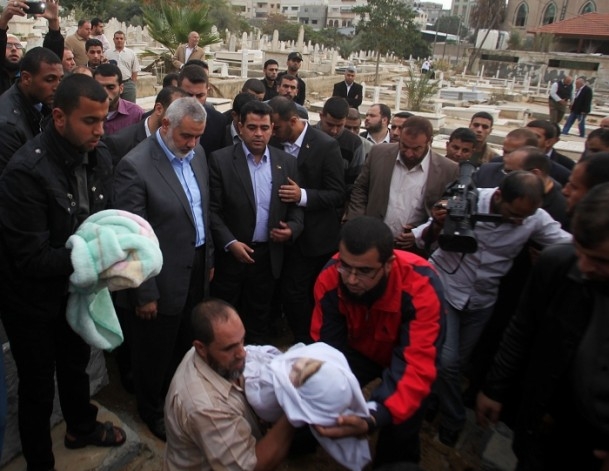 Heniye'nin Torunu Son Yolculuğuna Uğurlandı 6