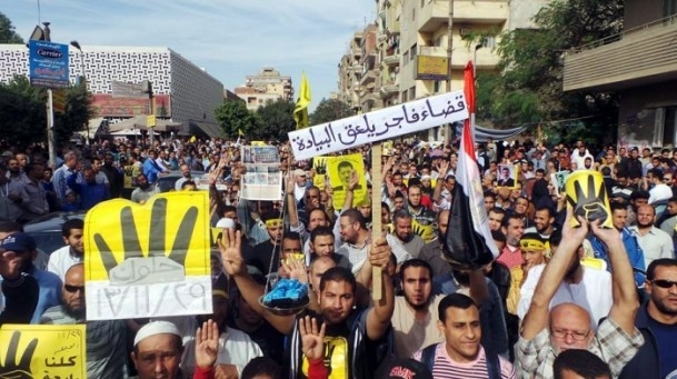 Mısır'da darbe karşıtı cuma gösterileri 1