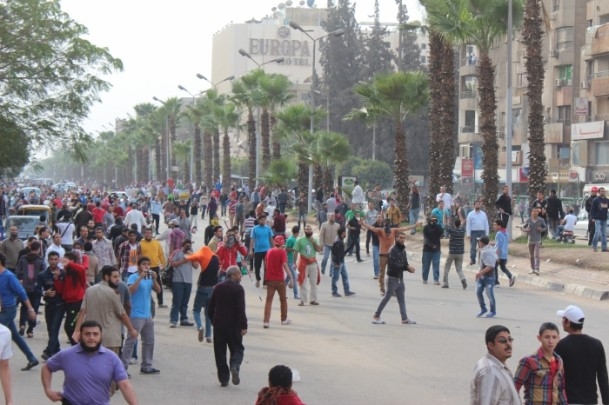 Mısır'da darbe karşıtı cuma gösterileri 6