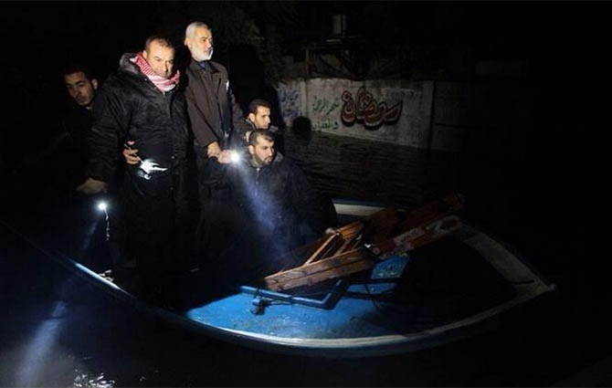 Abluka Altındaki Gazze'de Sel ve İsmail Heniye 12