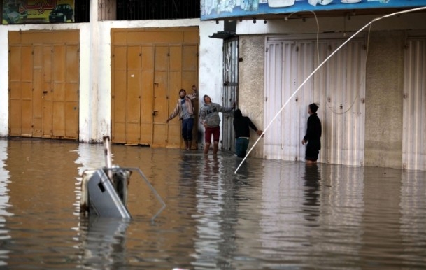 Abluka Altındaki Gazze'de Sel ve İsmail Heniye 7