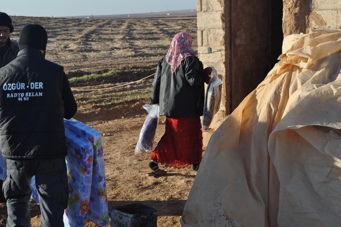 Özgür-Der’den Suriye’ye İki Tır Yardım 8