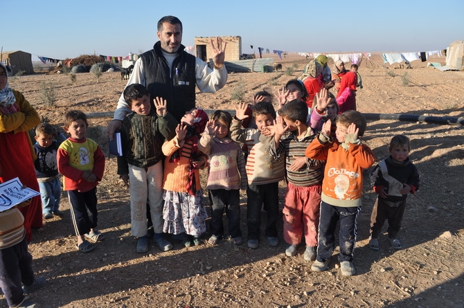 Özgür-Der’den Suriye’ye İki Tır Yardım 9