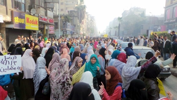 Mısır'da Darbe Karşıtı Gösteriler Sürüyor: 17 Ölü 4