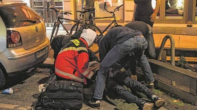 İstanbul ve Hamburg’ta “Gezi”nmek 14