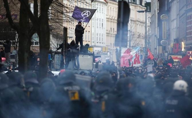 İstanbul ve Hamburg’ta “Gezi”nmek 9