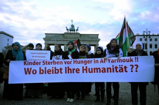 Yermuk Kampı'ndaki insani dram protesto edildi 8