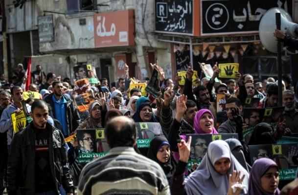 Mısır'da "Rabia Devrimin Sembolü" gösterileri 3