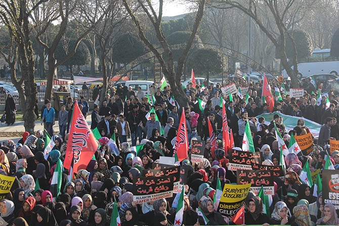 3 Yıldır Direnen Suriye İçin Fatih’te Yürüyüş 19