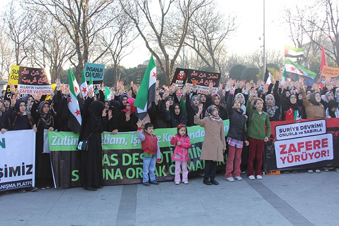 3 Yıldır Direnen Suriye İçin Fatih’te Yürüyüş 29