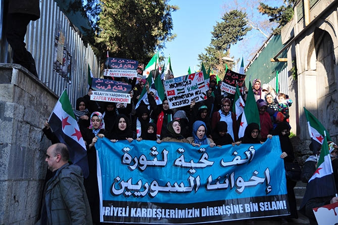 3 Yıldır Direnen Suriye İçin Fatih’te Yürüyüş 3