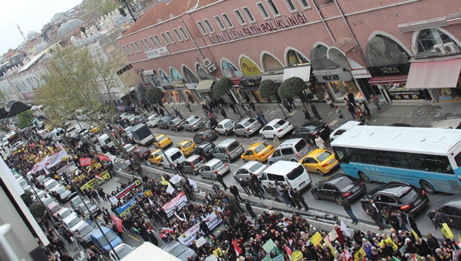 Fatih’te Binler Mısırlı Kardeşlerimiz İçin Yürüdü 7