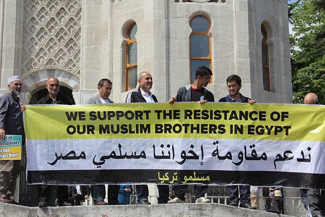 Şehzadebaşı'ndan Beyazıt'a Mısır'a Destek Yürüyüşü 29
