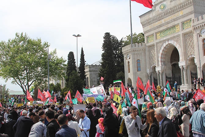 Şehzadebaşı'ndan Beyazıt'a Mısır'a Destek Yürüyüşü 32