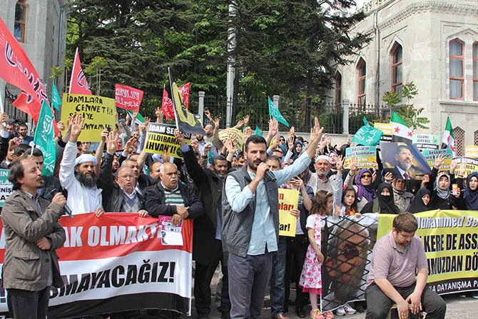 Şehzadebaşı'ndan Beyazıt'a Mısır'a Destek Yürüyüşü 35