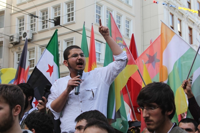 İstiklal Caddesi'nde Kardeşlik Yürüyüşü 10