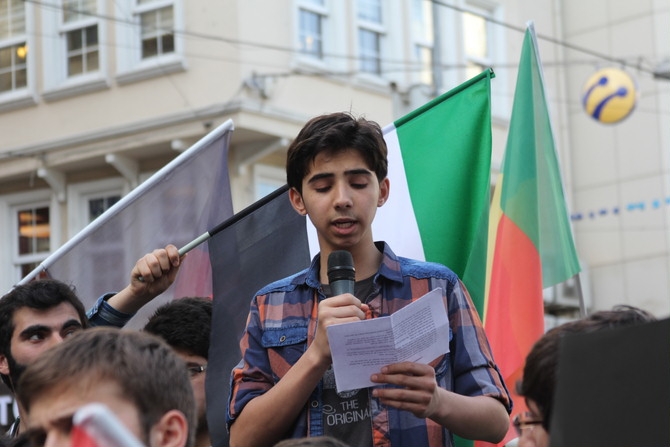 İstiklal Caddesi'nde Kardeşlik Yürüyüşü 14