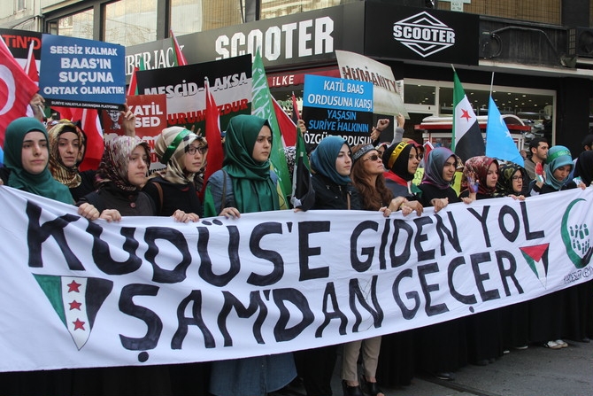 İstiklal Caddesi'nde Kardeşlik Yürüyüşü 5