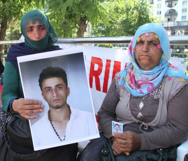 Anneler Dağa Kaçırılan Çocuklarının Yolunu Gözlüyor 9