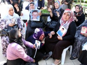 Anneler Dağa Kaçırılan Çocuklarının Yolunu Gözlüyor