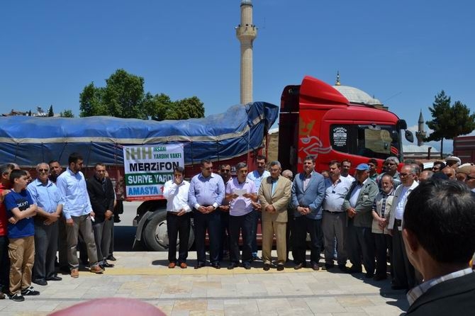 Amasya'da Suriye'ye 7 Tır İnsani Yardım Gönderildi 11