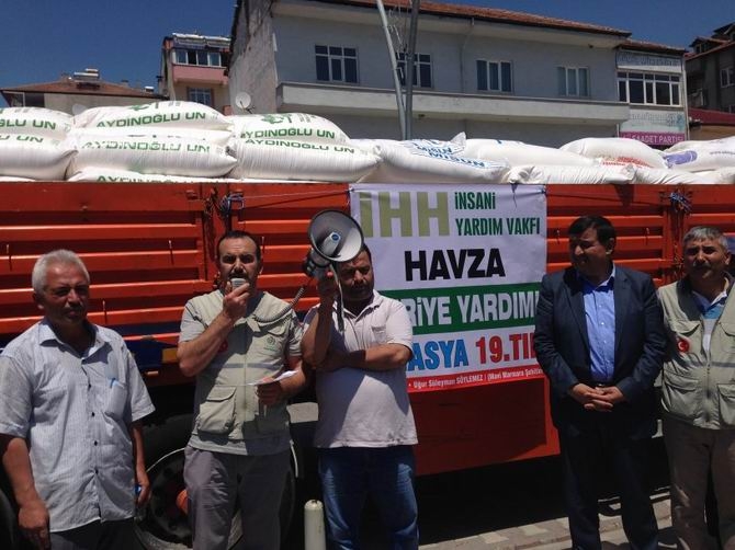 Amasya'da Suriye'ye 7 Tır İnsani Yardım Gönderildi 8