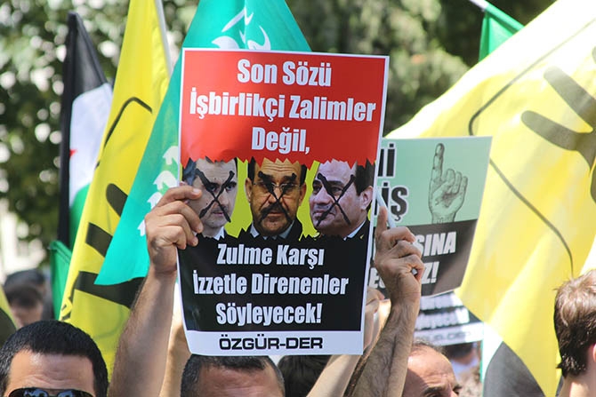 Darbenin Yıldönümünde Sisi Protestosu 10