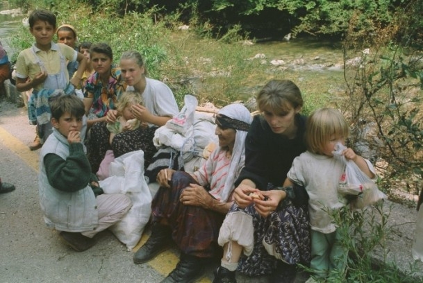 Boşnakların Ölüm Yürüyüşünün Fotoğrafları 9