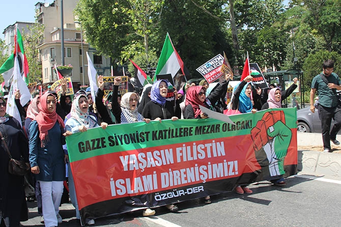 Fatih'te Binlerce Kişi İsrail'i Lanetledi 9