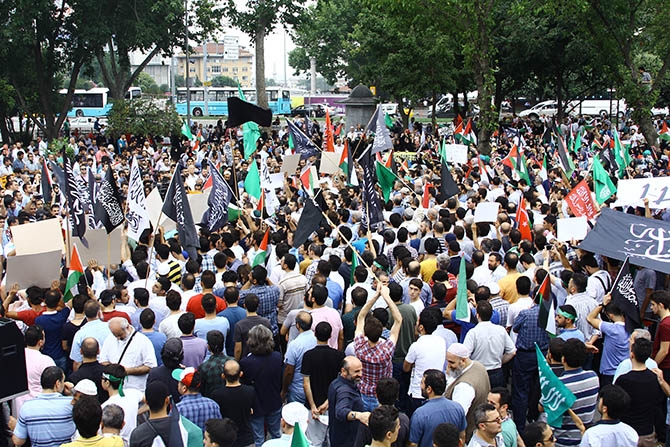 Fatih’te Binlerce Kişi Gazze Direnişini Selamladı 18