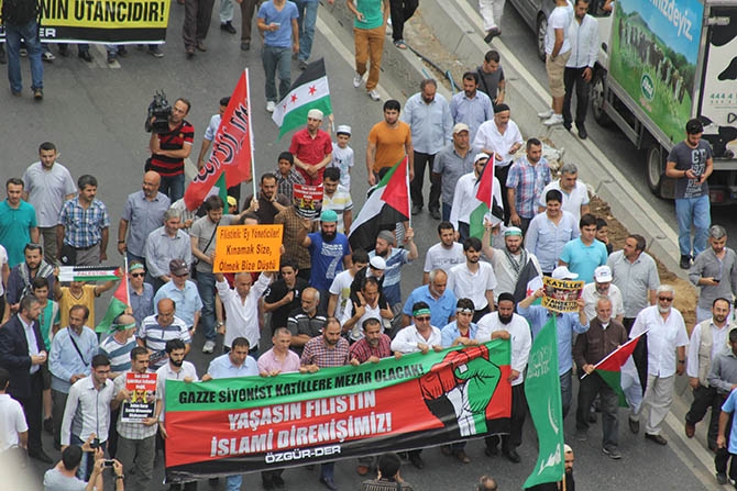 Fatih’te Binlerce Kişi Gazze Direnişini Selamladı 4
