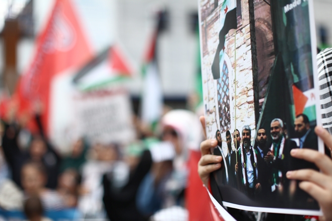 Siyonist Vahşet Eminönü Meydanında Lanetlendi! 14