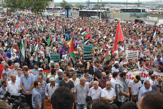 Siyonist Vahşet Eminönü Meydanında Lanetlendi! 18