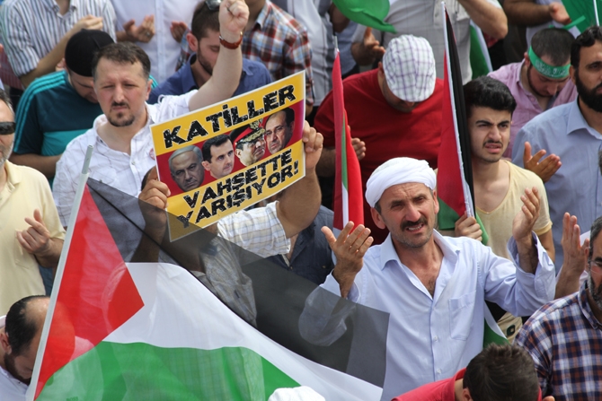 Siyonist Vahşet Eminönü Meydanında Lanetlendi! 29