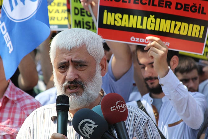 Fatih’te Muhacirler İçin ‘Kardeşime Dokunma’ Eylemi Yapıldı 5