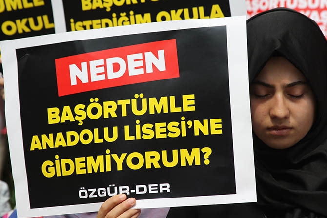 Fatih'te Başörtüsü Eylemi 5