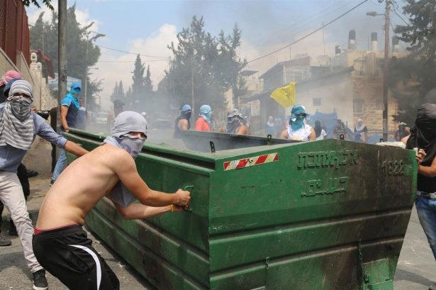 Doğu Kudüs'te Filistinliler Sokağa Döküldü 7